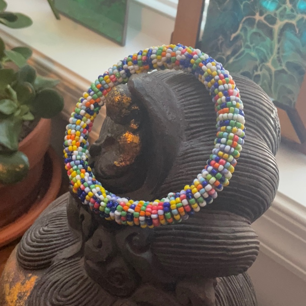 Beaded bangle bracelets - Picture 2 of 3
